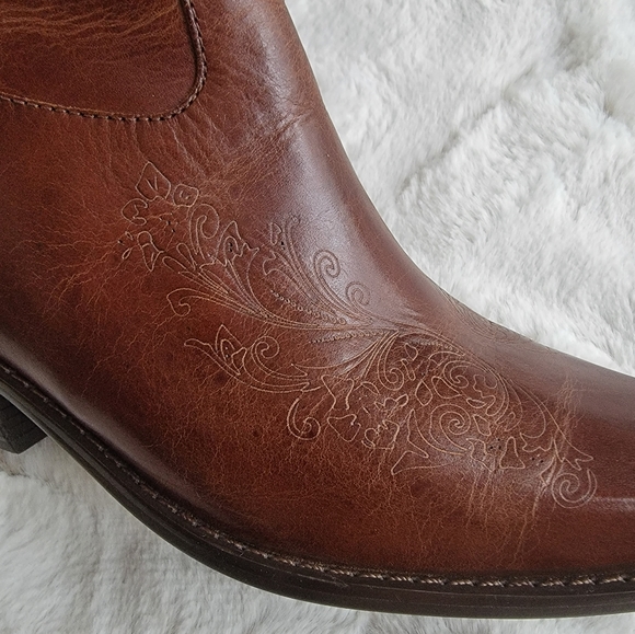 NEW Matisse Western Embossed Zip Up Brown Leather Cowboy Boots - Picture 7 of 16